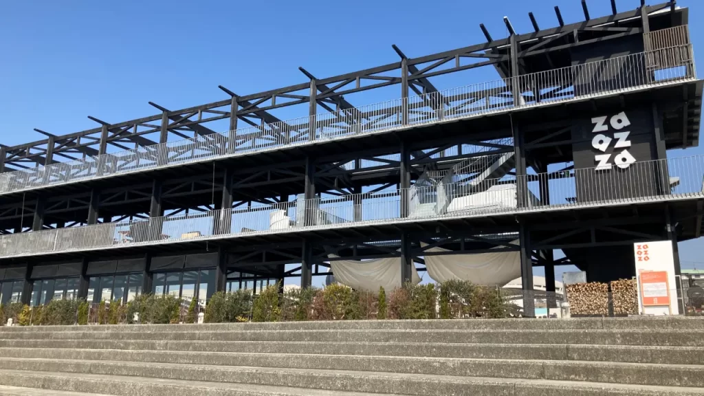 大蔵海岸のバーベキュ－などの施設